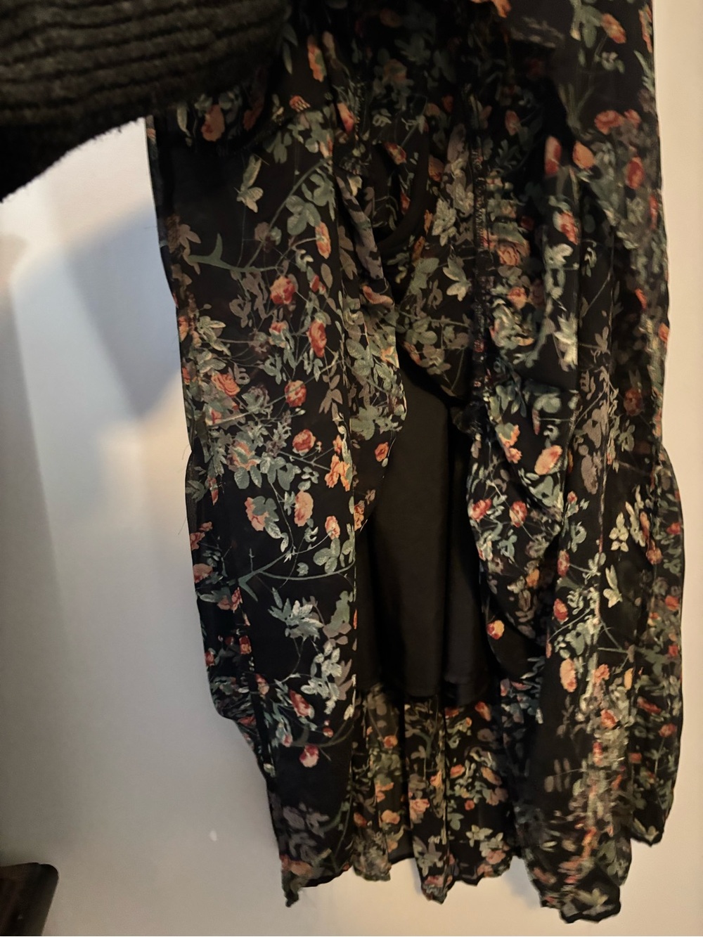 Black Floral Tiered Maxi Skirt - Picture 2 of 3